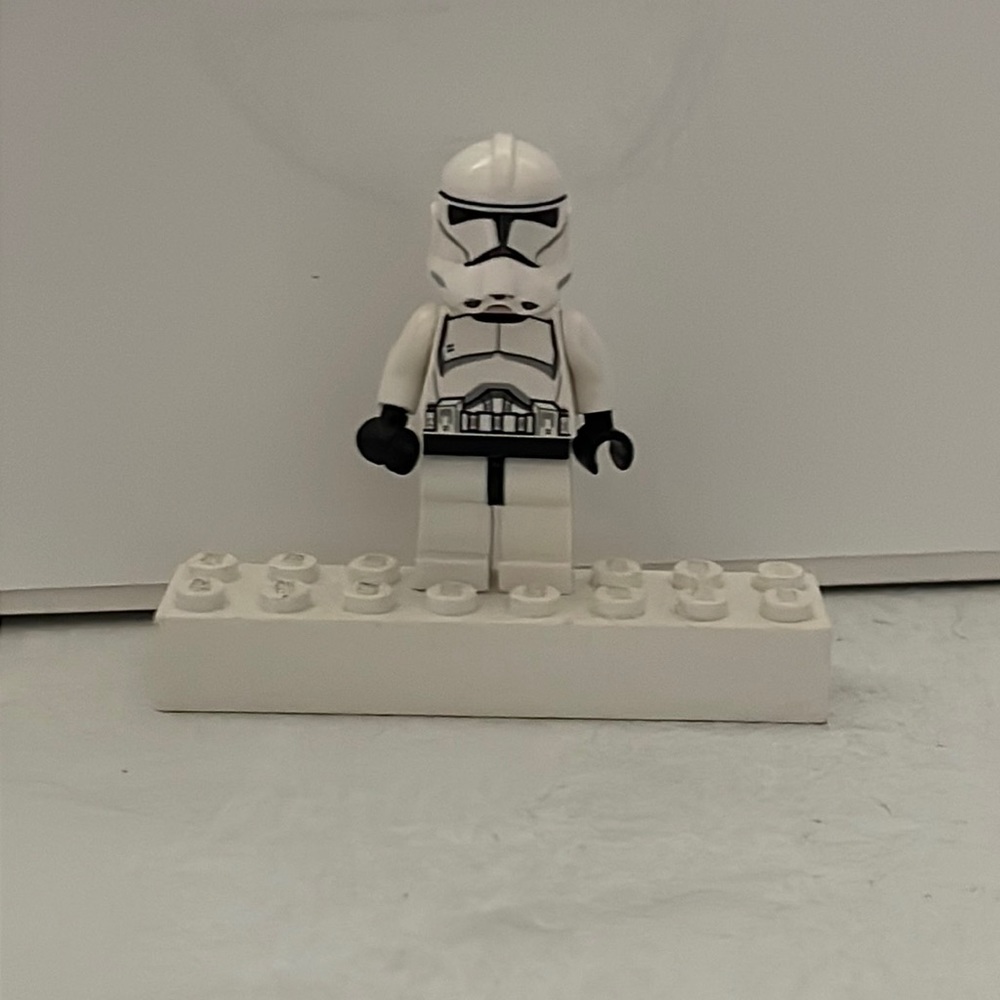 Lego clone mini-fig minor wear